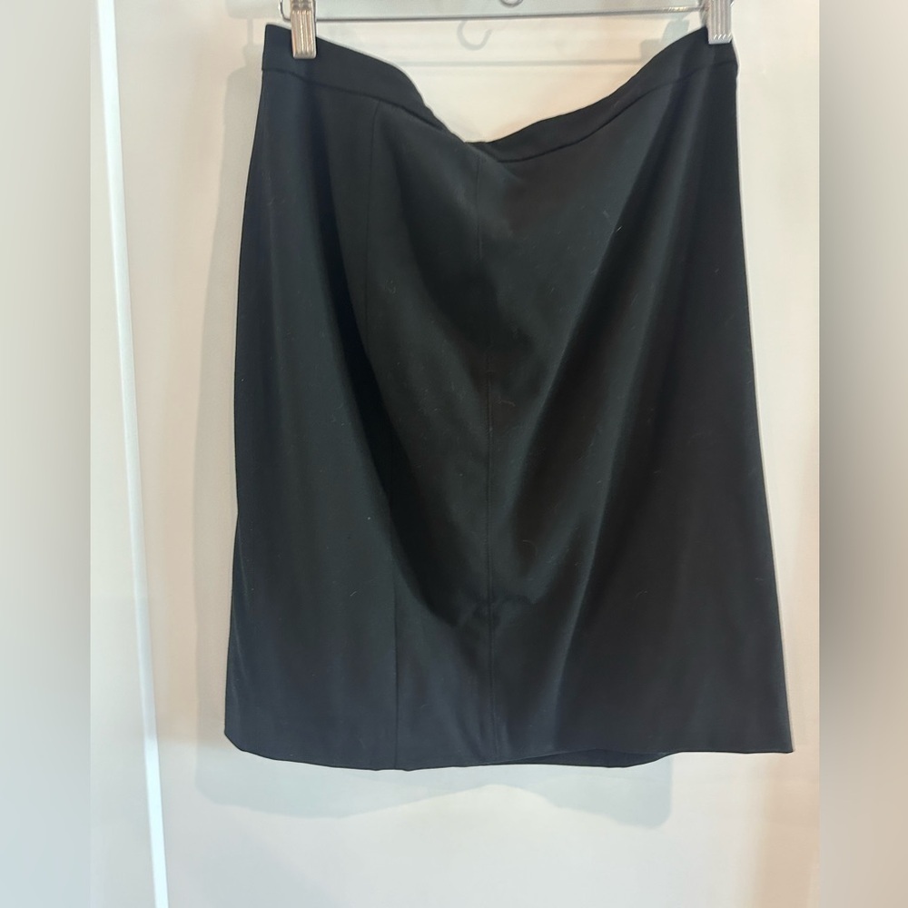 Ann Taylor black pencil skirt